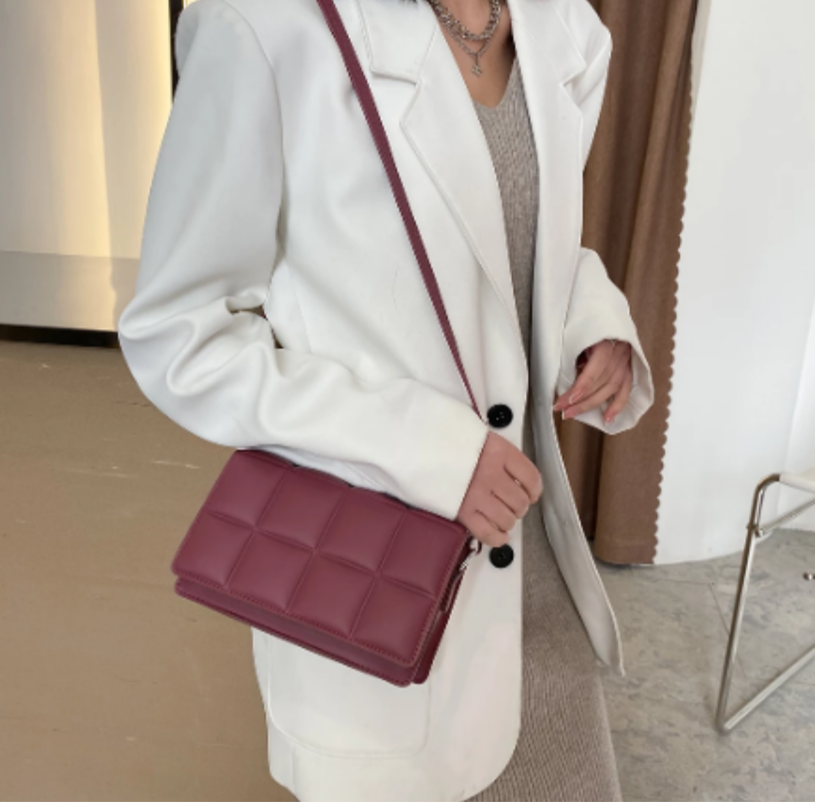 Burgundy Square Skuldertaske