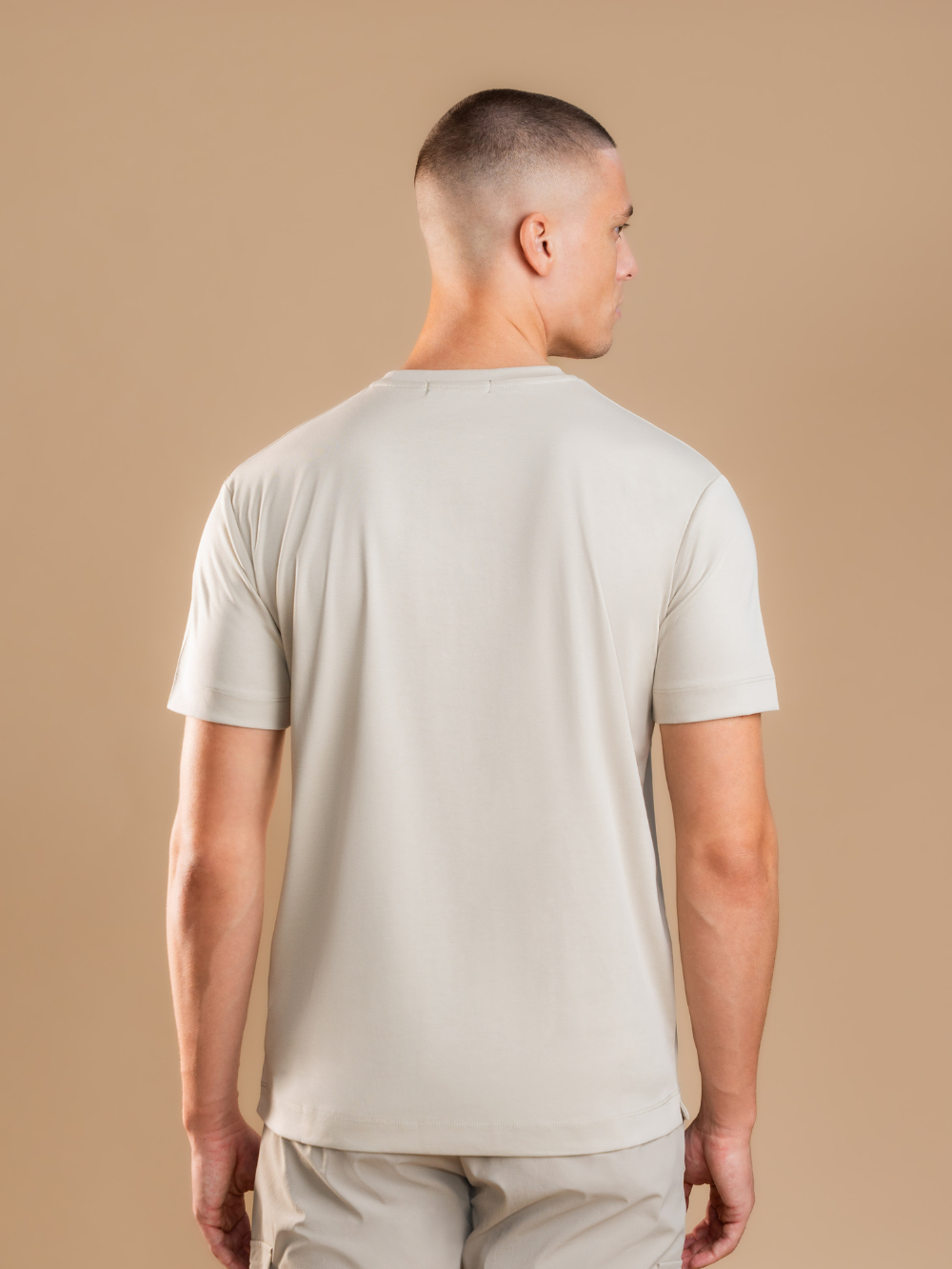 Essential Lux T-Shirt - Beige