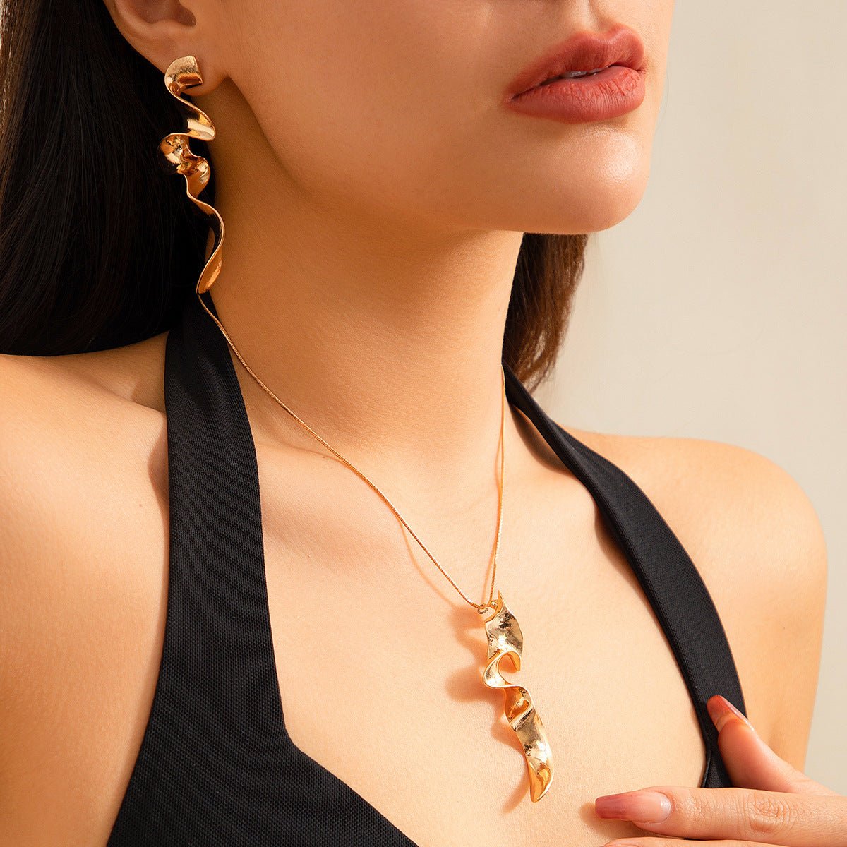 Spiral | Halskæde & Øreringe Sæt